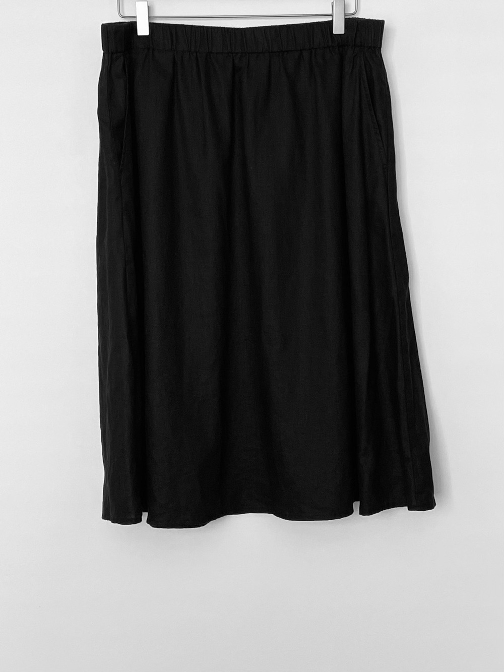 Eileen Fisher Black Midi Skirt 100% Organic Linen with Elastic Waist